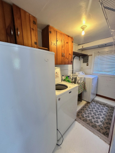 Powers-laundry-room-and-more